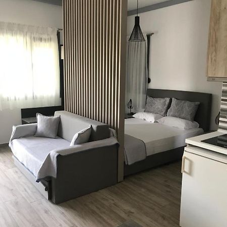 Hotel Savvas House Neos Marmaras Exterior foto